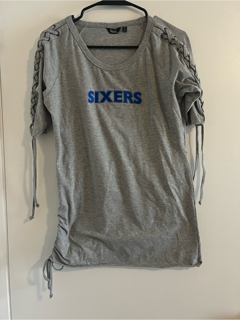 Ladies Philadelphia 76ers Tshirt Gray